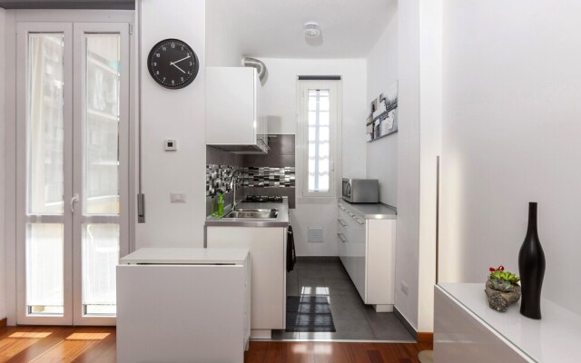 Bright New House near Navigli District
