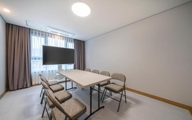 SureStay Plus Hotel by Best Western Asan