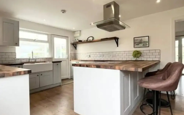 Bright 3bed Bungalow Porthlevan