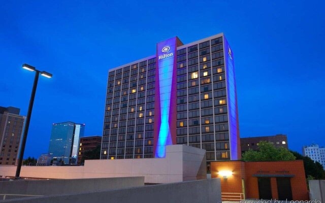 Hilton Knoxville