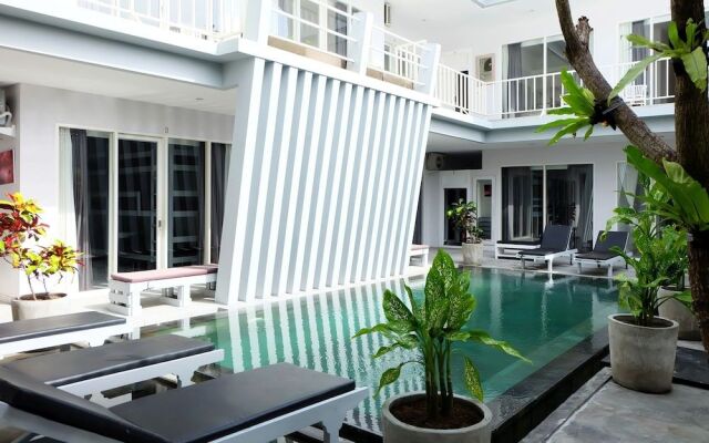 MH Hotel Seminyak