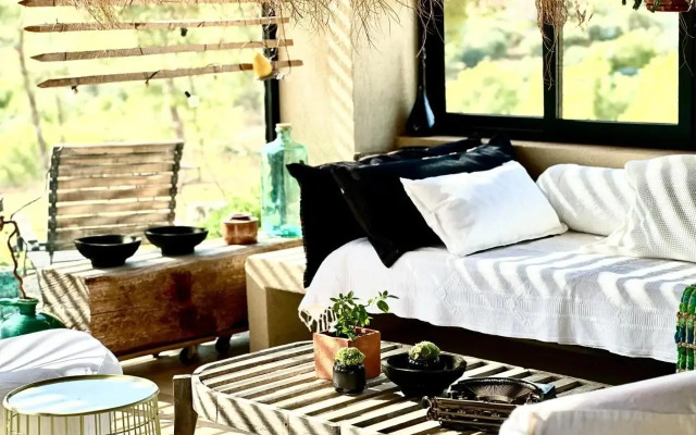 Simple Home