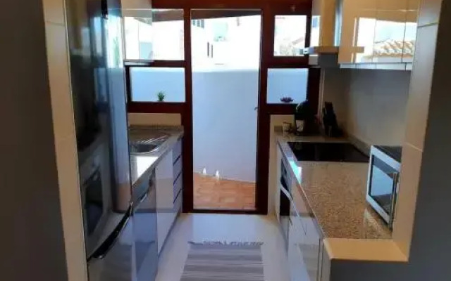 ☆Stylish 2BR with views to the sea & near golf