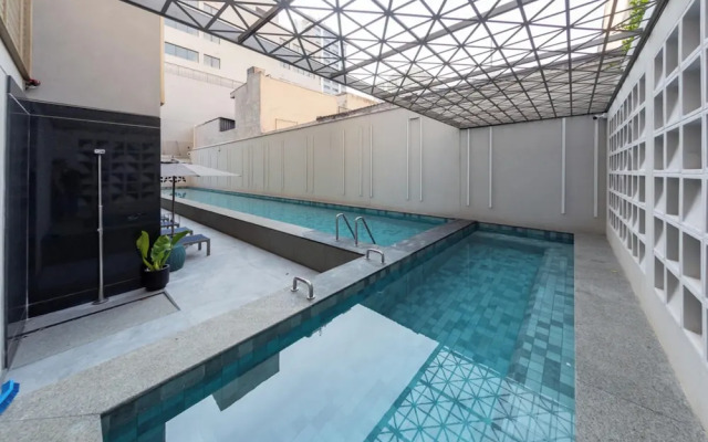 Charlie For You Paraiso