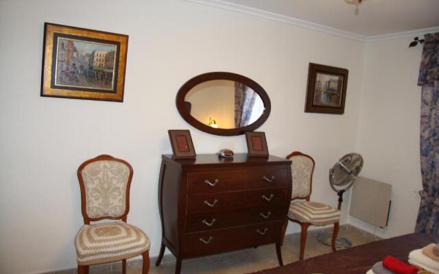 Apartamentos El Tosal 47A