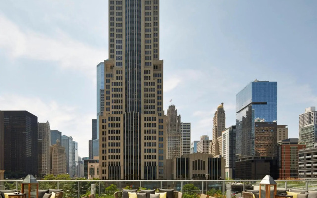 Loews Chicago Hotel