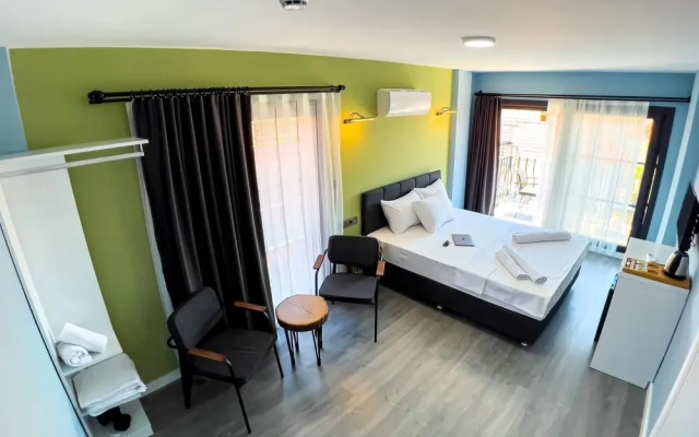 Dali Boutique Hotel