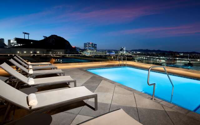Hyatt Place Tempe / Phoenix / University