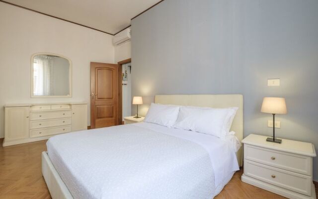 San Pietro House by Studio Vita