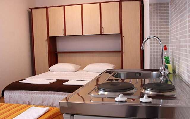 Apartmani Krka Rooms