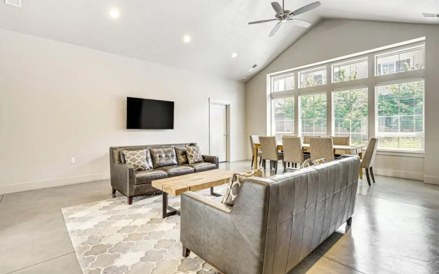 Spacious Boise Townhome ~ 5 Mi to Downtown