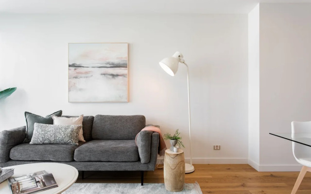 The East End Apartments by Urban Rest