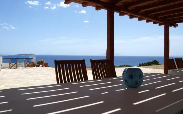 Summer Family Sea View Villa Antiparos