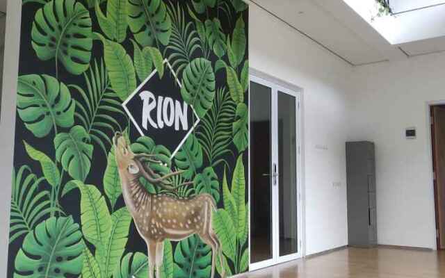 Rion Hostel Bogor