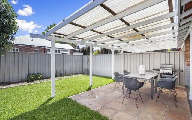 Elegant Art Semi Detached 2-bed Home