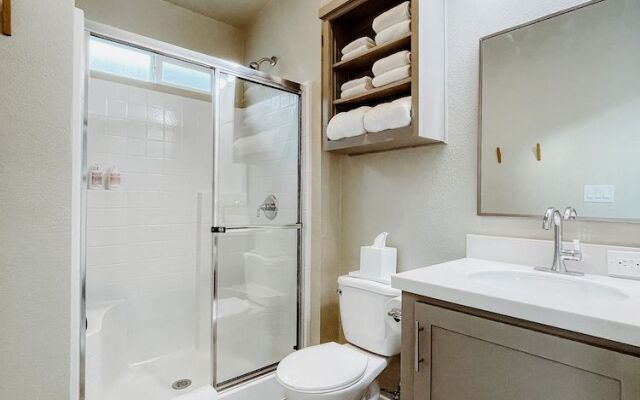 Flying Flags Avila Beach