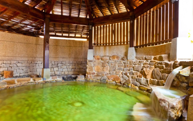 The Loft Seaside Suites