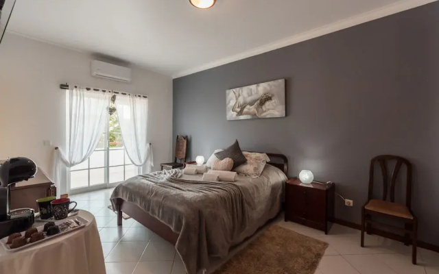 Dipti's Bed and Breakfast