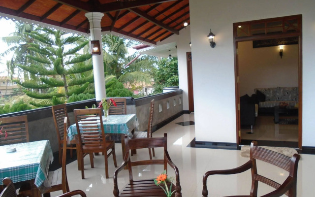 Avon Villa