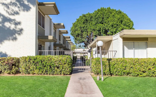 New-heatherbrae 8-old Town-camelback View
