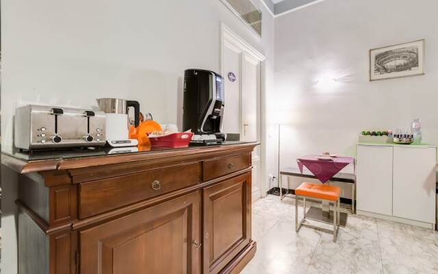 B&B 2 Passi Al Colosseo
