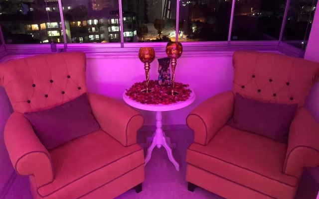 GoldenPark King Suites with Balcony & Sea view