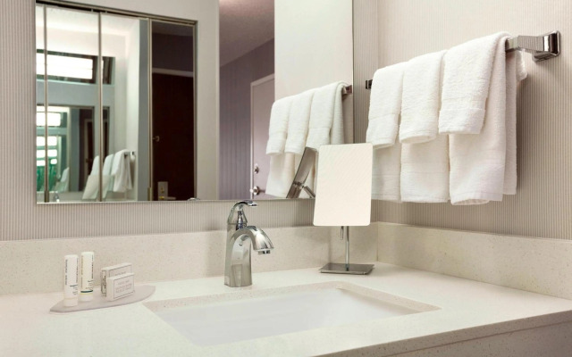 Courtyard by Marriott Layton