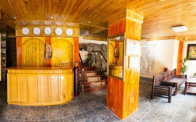 Pinocchio Sapa Hotel - Hostel