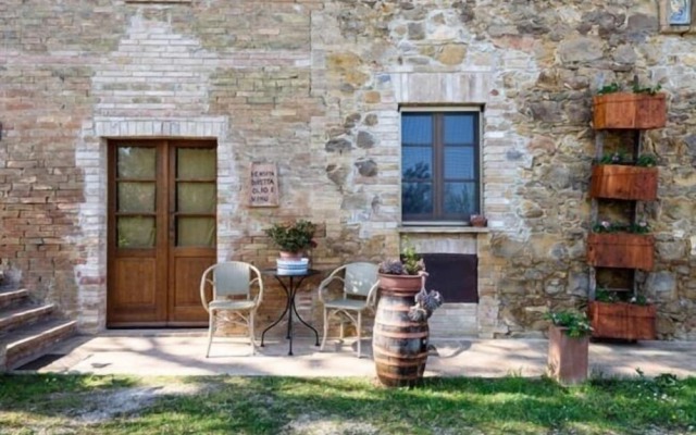 Agriturismo Antico Podere la Martinella