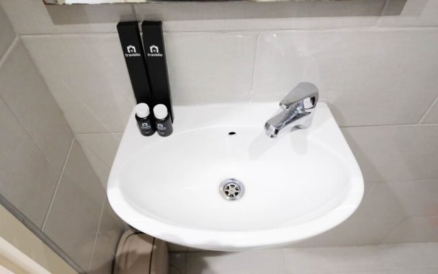 Homey And Tidy Studio At Supermall Mansion Apartment