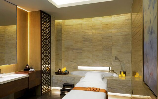 Sheraton Huzhou Taihu Lake Hot Spring Resort & Spa
