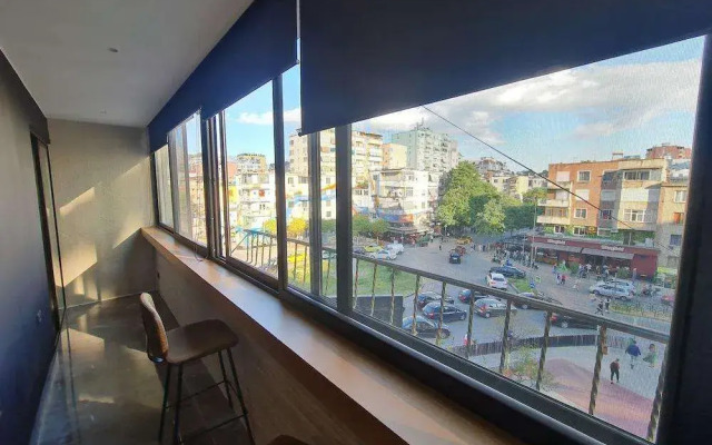 La Mirage Suites & Apartments