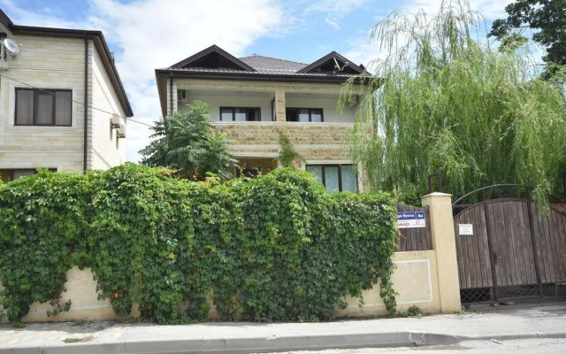 Guest House in Golubaya Bukhta