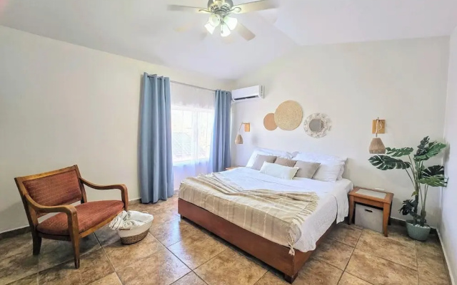 Rooi Santo Residence