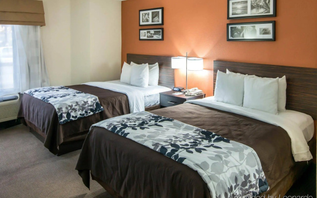 Clarion Inn & Suites DFW North