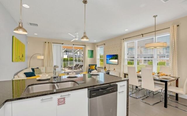 1511retreat 3 Bedroom Townhouse by Redawning