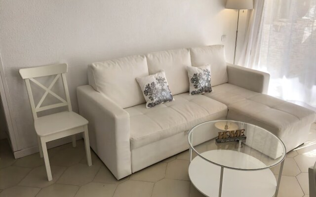 T&H Novelty 114 Family Apartment Salou