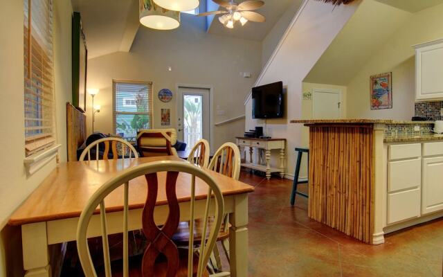 The Surf Shack PB105