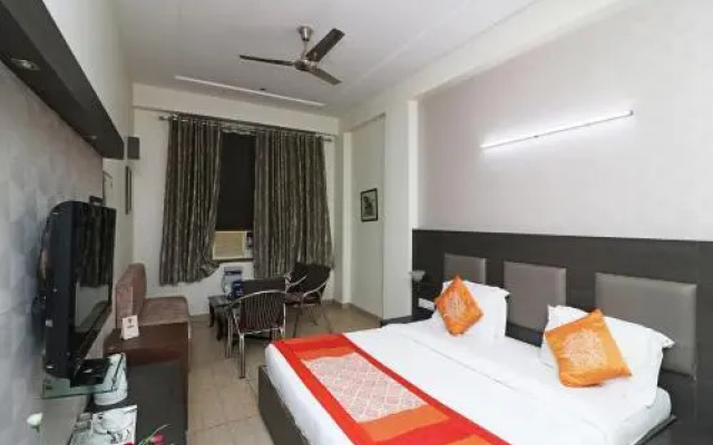 Hotel Parichay by OYO Rooms