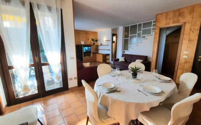 Eve House Gardalake
