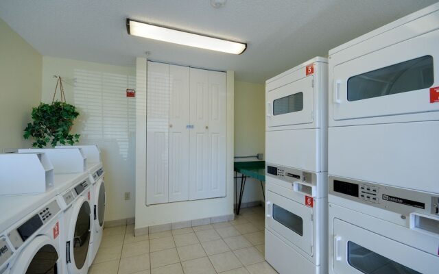 Intown Suites Extended Stay Houston - Westchase