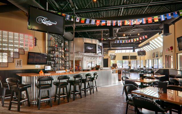 Best Western Plus Kelowna Hotel & Suites