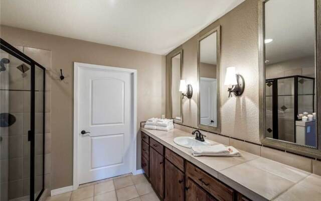 Eagles Rest - Four Bedroom Cabin