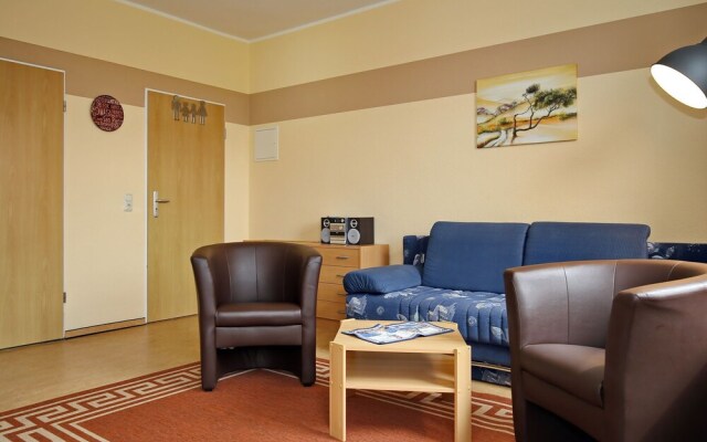 Peaceful Apartment in Kuhlungsborn with Garden