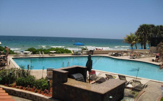 Ocean Manor Beach Hotel