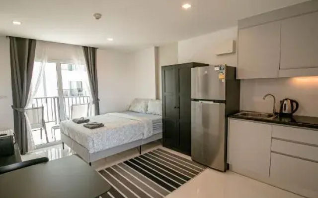 Mantra Beach Condominium MaePhim - 1