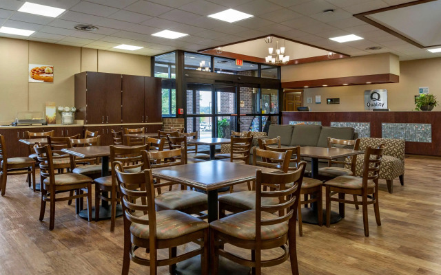 Quality Inn & Suites Zanesville City Center