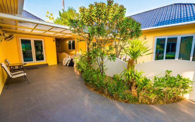 Platinum 3 bedrooms villa pool garden