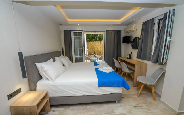Saint Spiridon Hotel