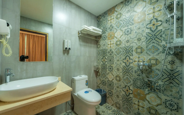 Yangshuo 9 Time Hotel
